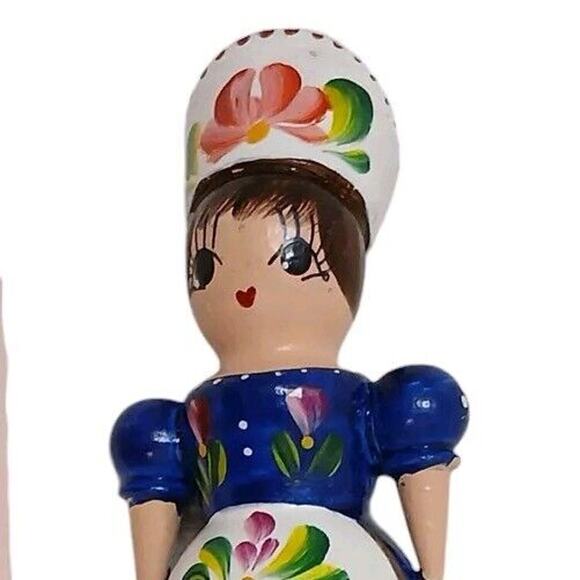 Colorful Hungarian Folk-Art Girl Lady Cork Wine Bottle Stopper Russian European - Picture 3 of 8